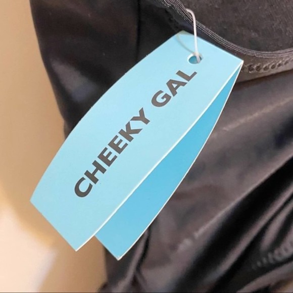 Cupshe NWT Cheeky Gal Women's Keyhole Crisscross Black Swimsuit M - Picture 8 of 9